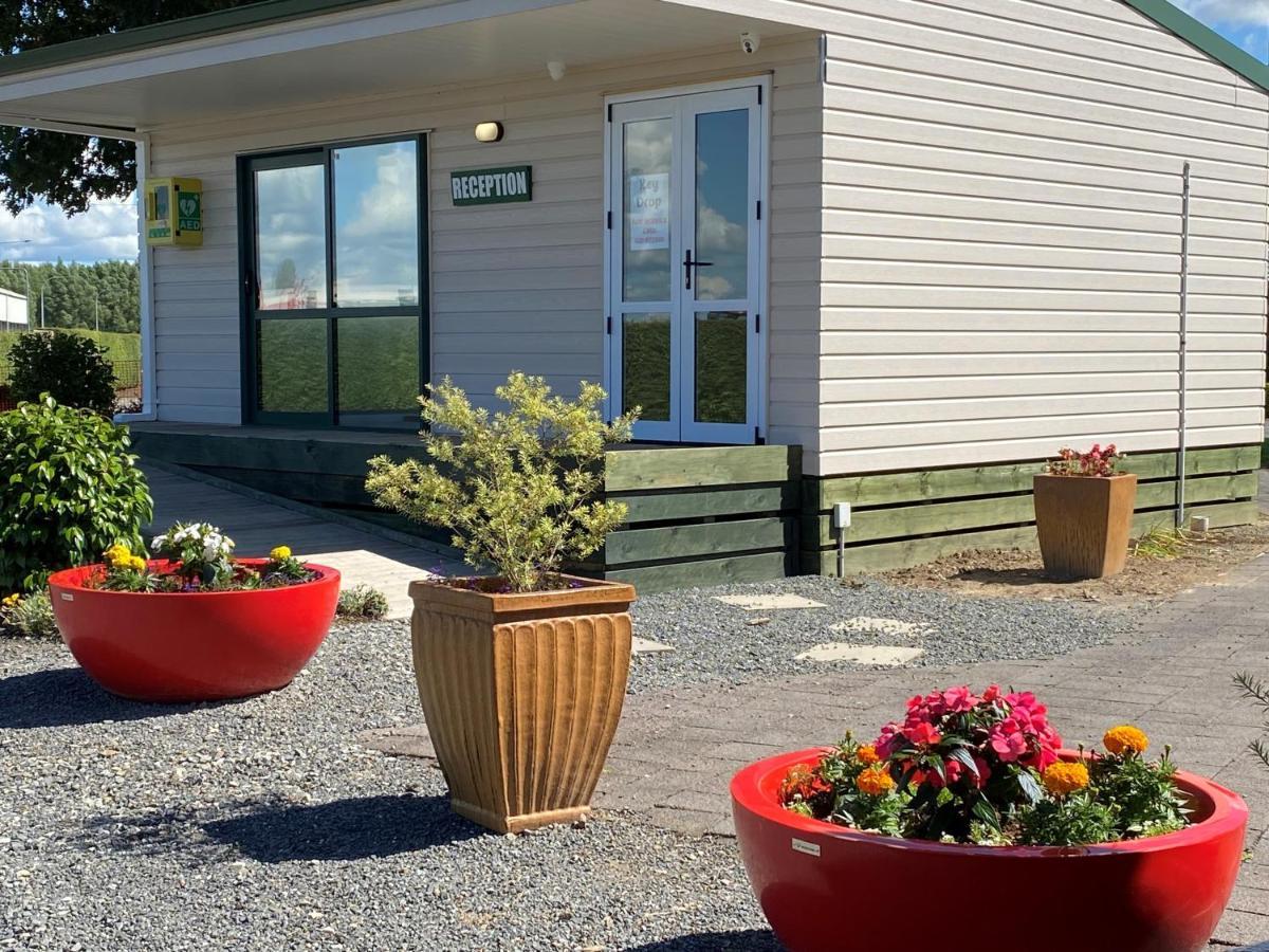 Otorohanga Kiwi Holiday Park エクステリア 写真
