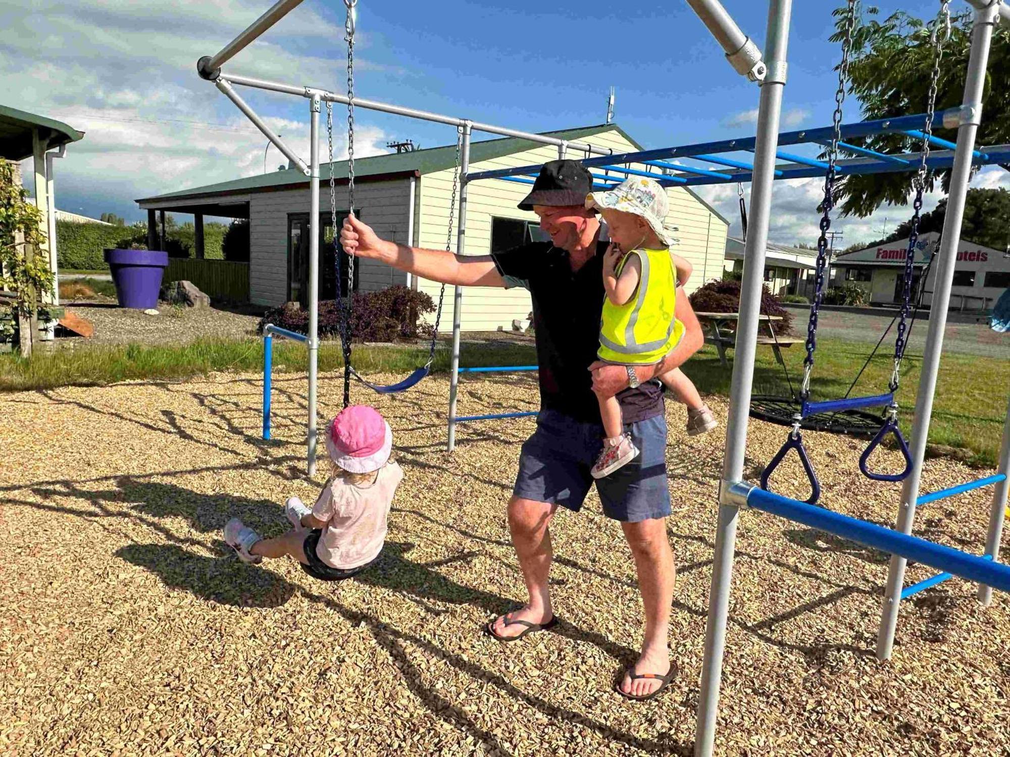 Otorohanga Kiwi Holiday Park エクステリア 写真
