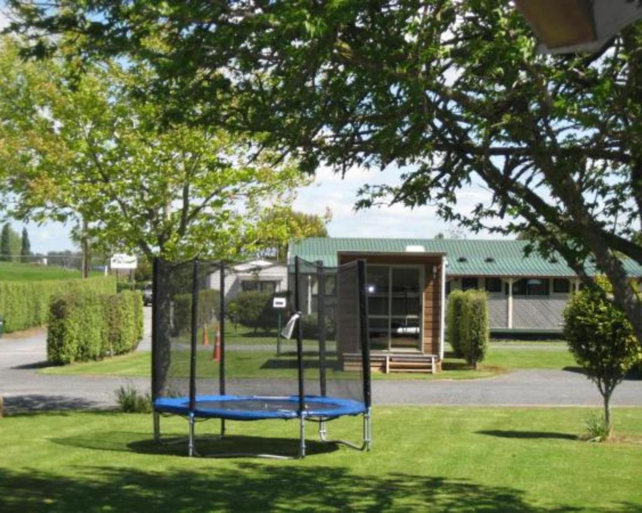 Otorohanga Kiwi Holiday Park エクステリア 写真